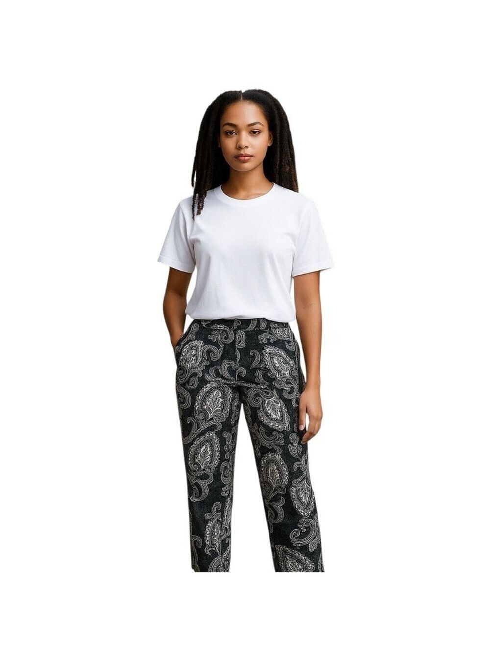 Attyre Black & White Paisley Cropped Cotton Pant